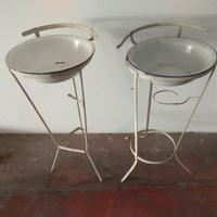 Antico lavamani in ferro battuto