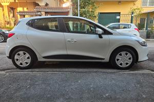 Renault Clio 1.2 75CV GPL di serie 5 porte