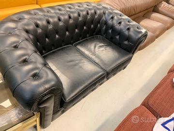 Divano Chesterfield