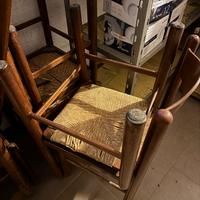 Sedie in legno con seduta in paglia