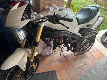 Smembro triumph 1050 del 2006