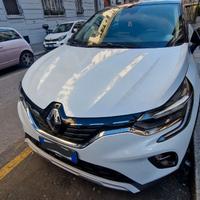 Renault Captur Full Hybrid versione Montecarlo