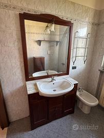 Mobili bagno completo in legno
