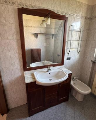 Mobili bagno completo in legno