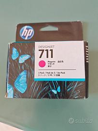 tre cartucce originali HP 711 Magenta 