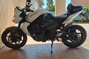 Kawasaki Z750  2010