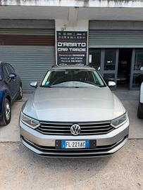 Volkswagen Passat Business 1.6 TDI Trendline BlueM