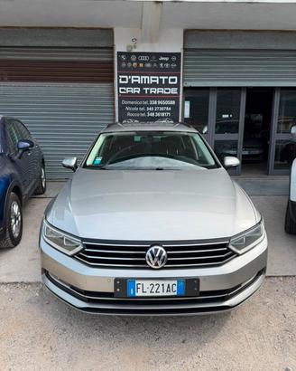 Volkswagen Passat Business 1.6 TDI Trendline BlueM