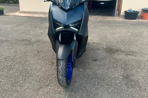Yamaha xmax 300