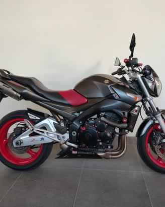 Suzuki GSR 600