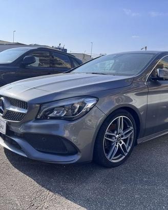 Mercedes-Benz CLA Shooting Brake 200 d Premiu...