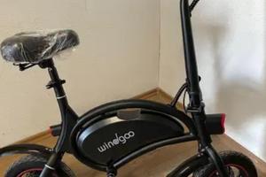 Monopattino elettrico Windgoo B3 con sella