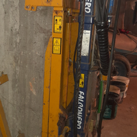 Sollevatore Falconero per trattore agricolo