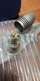 Plafoniera a 2 faretti orientabili