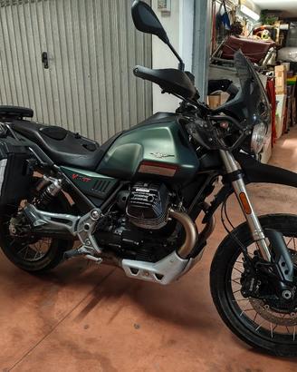 Moto Guzzi V85TT
