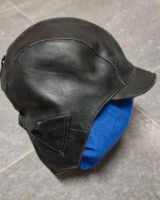 Casco vintage in pelle retrò auto e moto