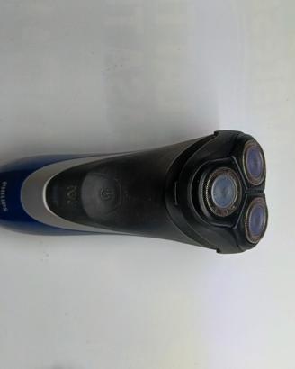 rasoio Philips elettrico a batteria