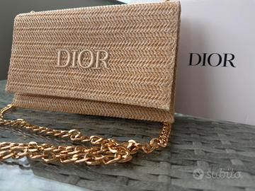 pochette Dior beauty