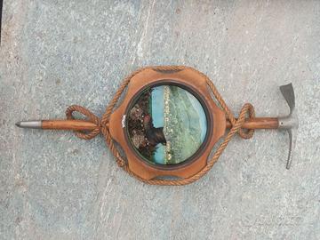 Decorazione in legno da appendere