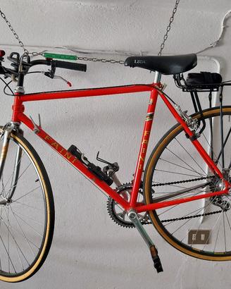 Bici da corsa marca Faini