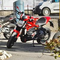Ducati Monster 1200