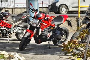 Ducati Monster 1200