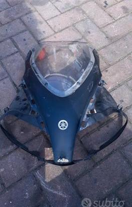 TZR 50 03-06: faro radiatore telaietto km vetro
