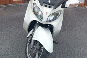 Suzuki Burgman 650 - 2012