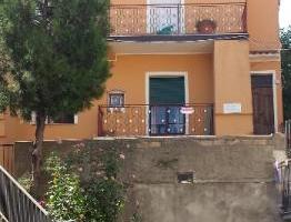 Casa indipendente con ampio giardino - OCCASION