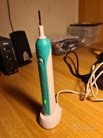 SPAZZOLINO BRAUN ELETTRICO