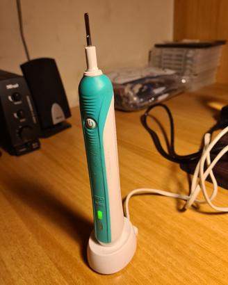 SPAZZOLINO BRAUN ELETTRICO