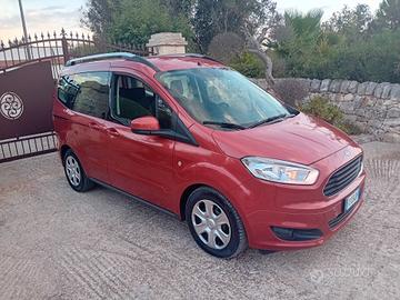 Ford Tourneo Courier 1.0 EcoBoost 100 CV Titanium