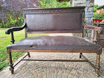 Divanetto in legno