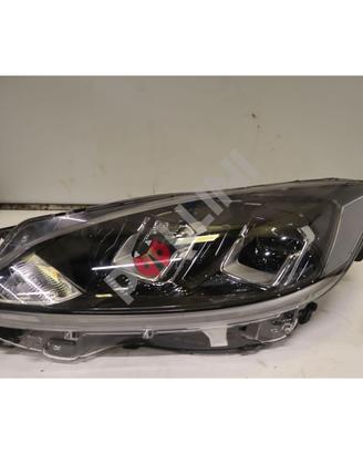 Proiettore ford kuga 2019