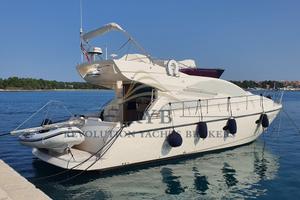 Rodman Muse 44 (2011)