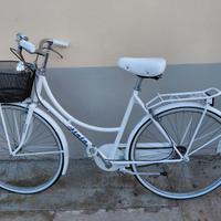 Bicicletta Atala da donna