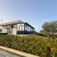 NEGOZIO A MOSCIANO SANT'ANGELO