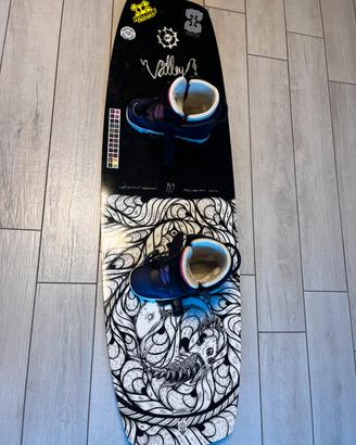Tavola Wakeboard Slingshot Valley 140+scarponi 40