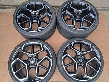 Pneumatici e cerchi da 20 pollici,Maserati mc 20