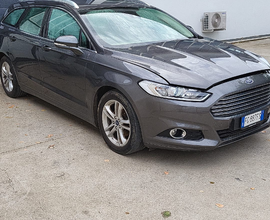 Ford Mondeo Alluvionata