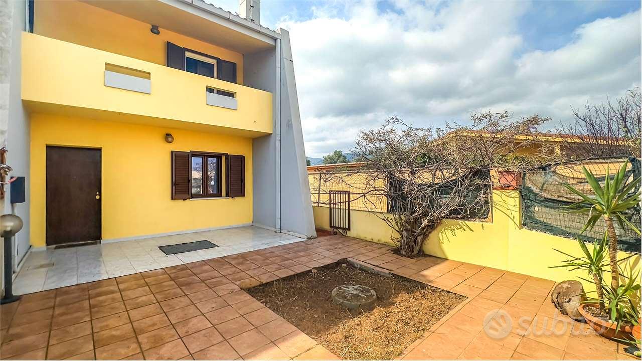 House in Cabuderra/Capoterra, Su Spantu, Rio San Girolamo Alta - View 2