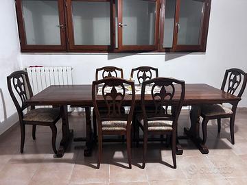 Tavolo in legno massello + 6 sedie