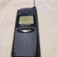 Motorola telefono GSM Motorola 8700 con scatola