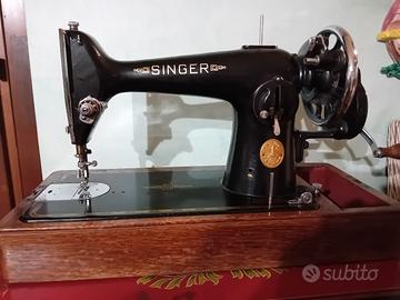 Macchina da cucire Singer 15K del 1959 