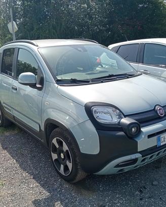Fiat Panda Cross 1.0 FireFly S&S Hybrid Launch Edi