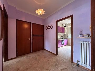 Rif. 5245 App. 2 camere con cantina e garage