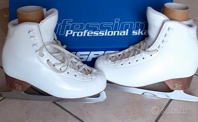 Pattini per pattinaggio artistico