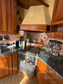 Cucina in noce