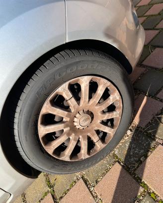 pneumatici usati misura 195/60/R15