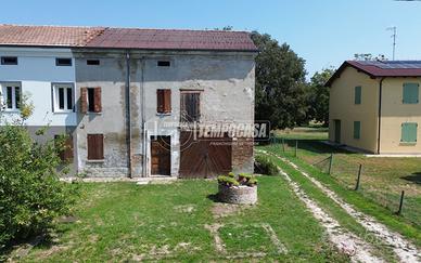 RIF: V014 Porzione di casa a San Possidonio